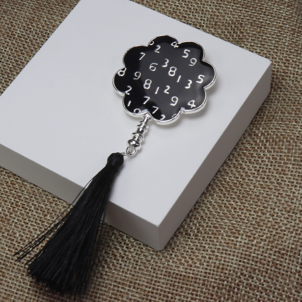 Un pequeño regalo de un broche - Vintage Fashion Kyoto reseña y precio