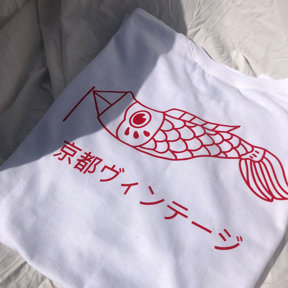 Camiseta con estampado blanco  - Vintage Fashion Kyoto reseña y precio