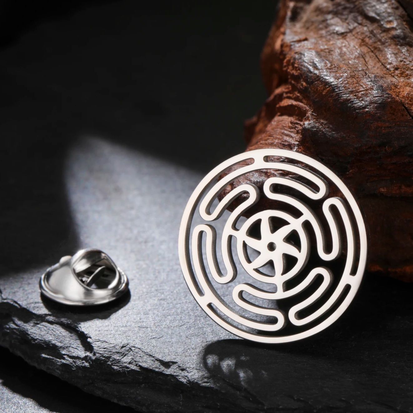 Broche Skyrim Rueda de Hécate  - Vintage Fashion Wheel reseña y precio