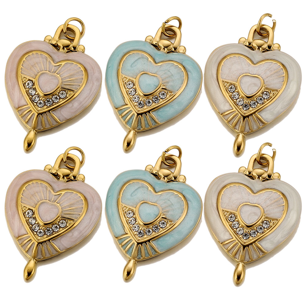 3 piezas de dijes de corazón v - Vintage Fashion Patterns reseña y precio