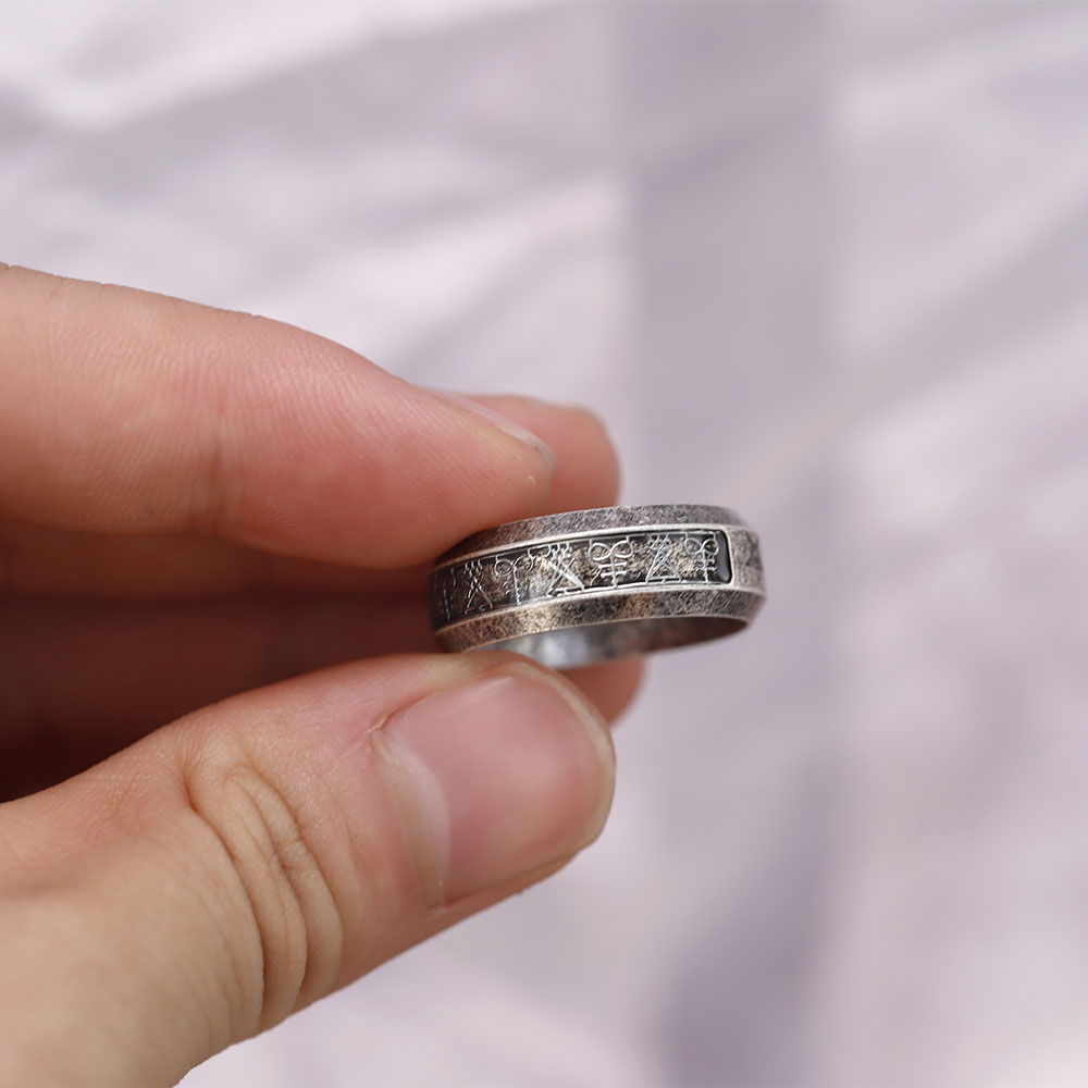 Anillo de sello Lucifer Satan  - Vintage Fashion Guide reseña y precio