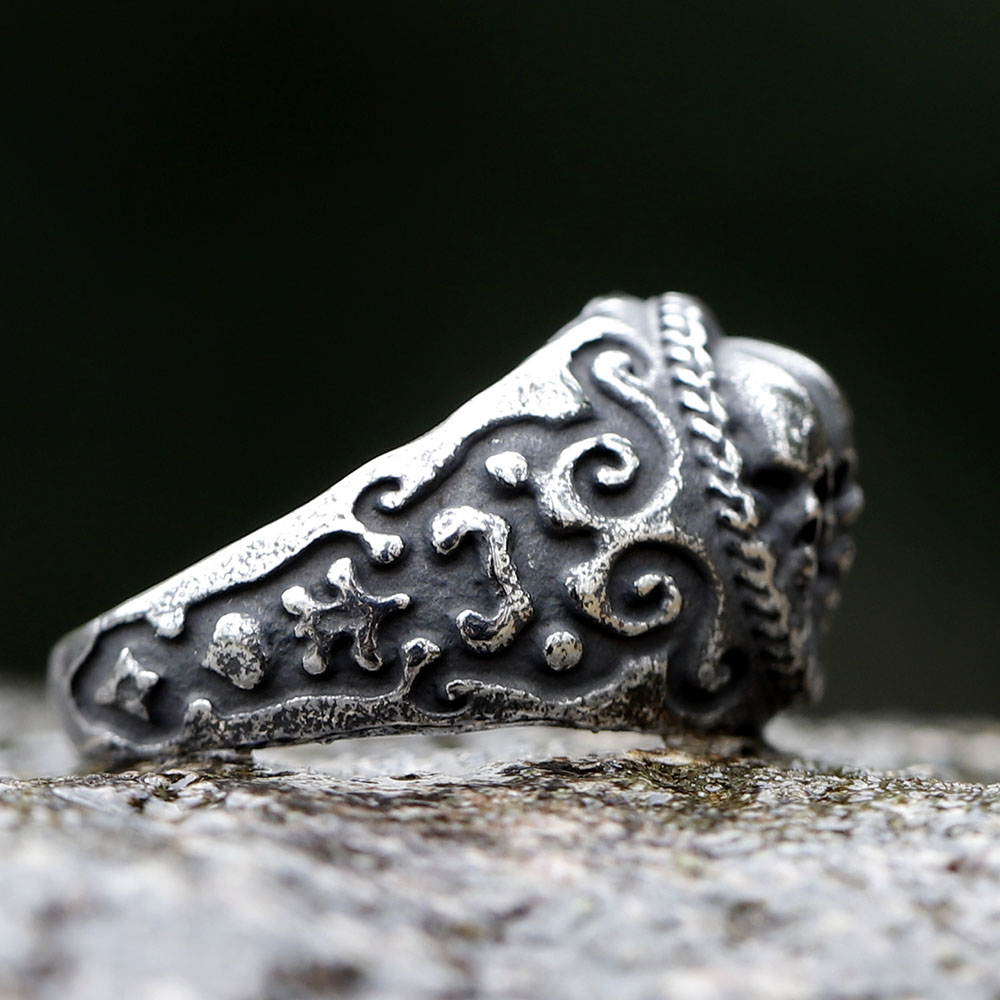 Anillo de calavera dominante n - Vintage Fashion Guide reseña y precio